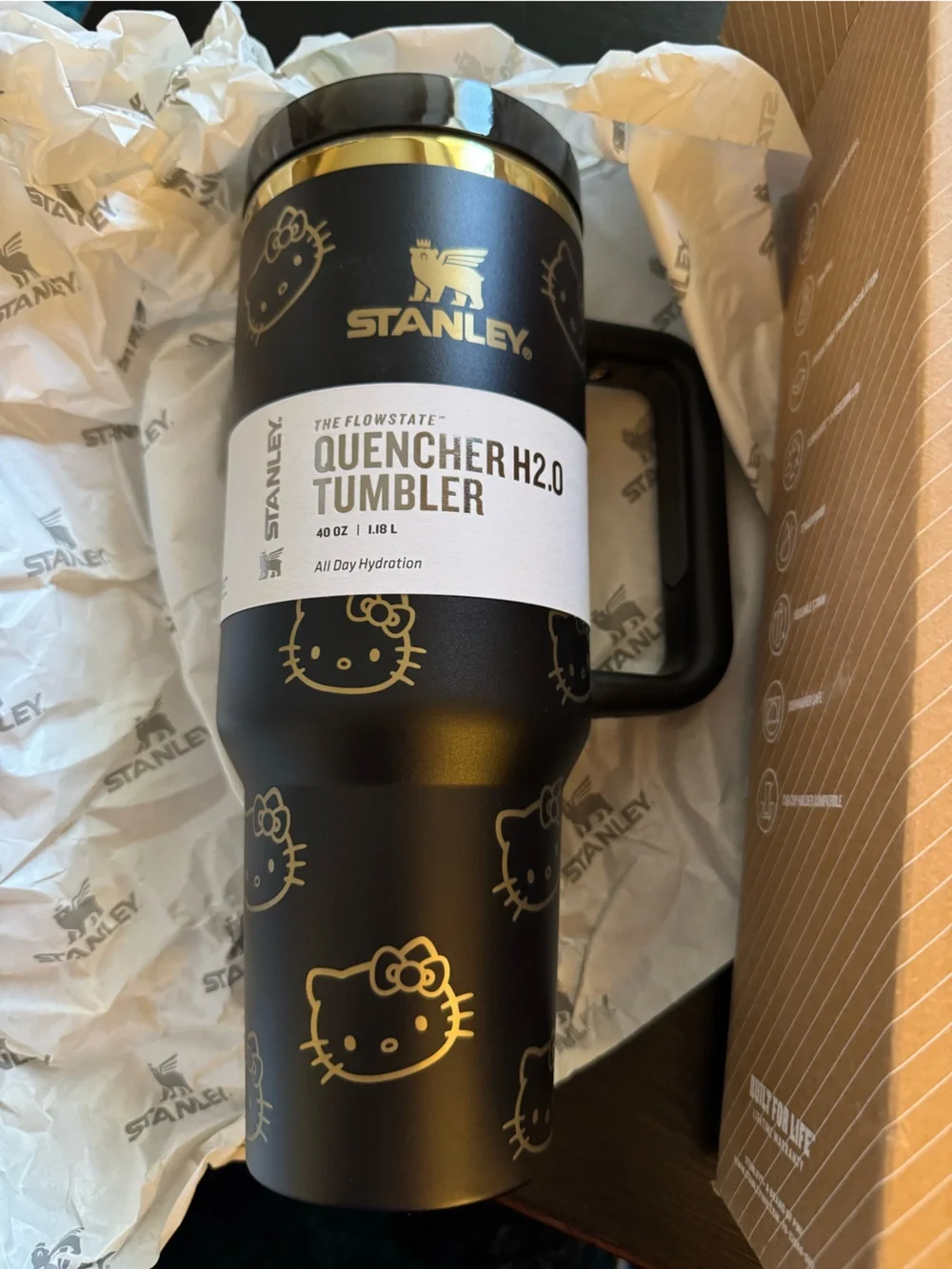 Stanley x Hello Kitty Limited Edition 40oz Tumbler, Black & Gold - Picture 4 of 5